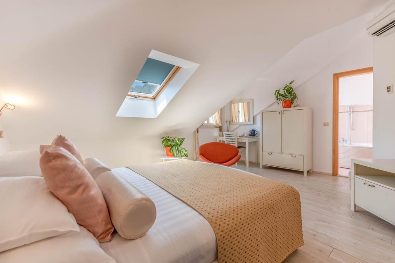 Heritage Park Hvar Szálloda 4*