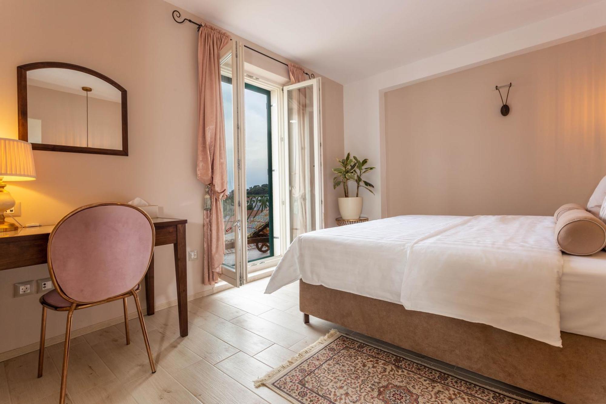 Heritage Park Hvar Hotel