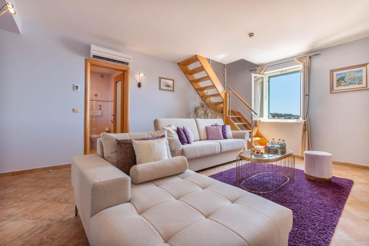 Heritage Park Hvar Hotel 4*